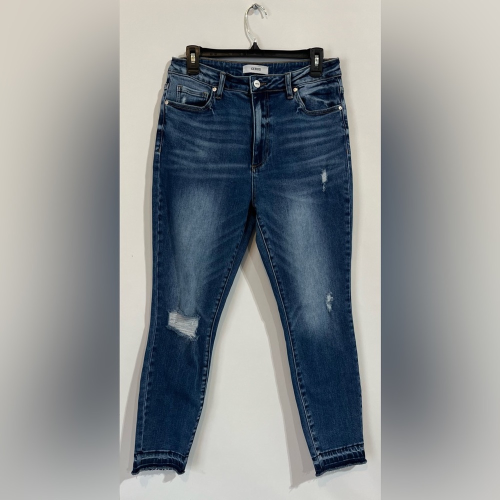 CEROS Women’s High Rise Skinny‎ Jeans Size 31 Inseam Length 26”